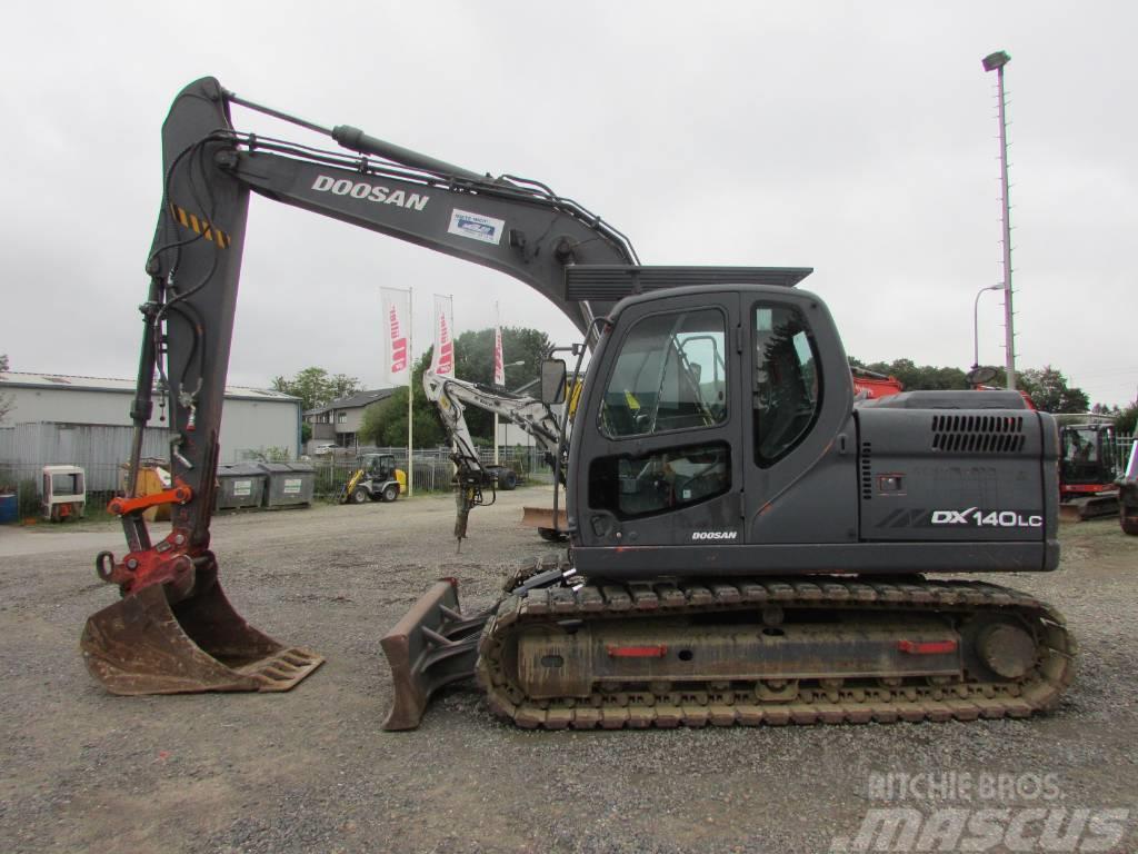 Doosan DX 140 LC Kettenbagger gepflegte Maschine 29.900 € Crawler excavators