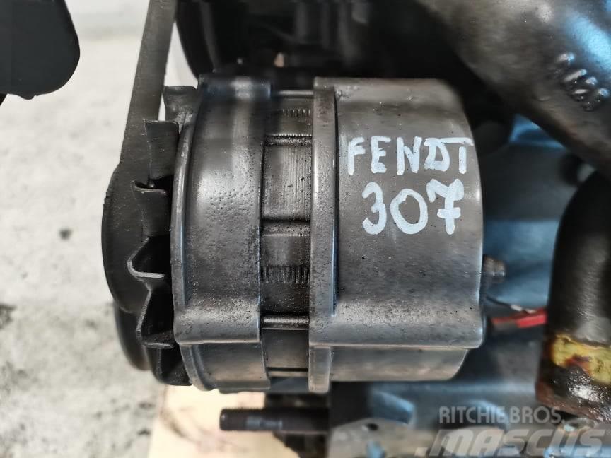 Fendt 309 C {BF4M 2012E alternator Motorji