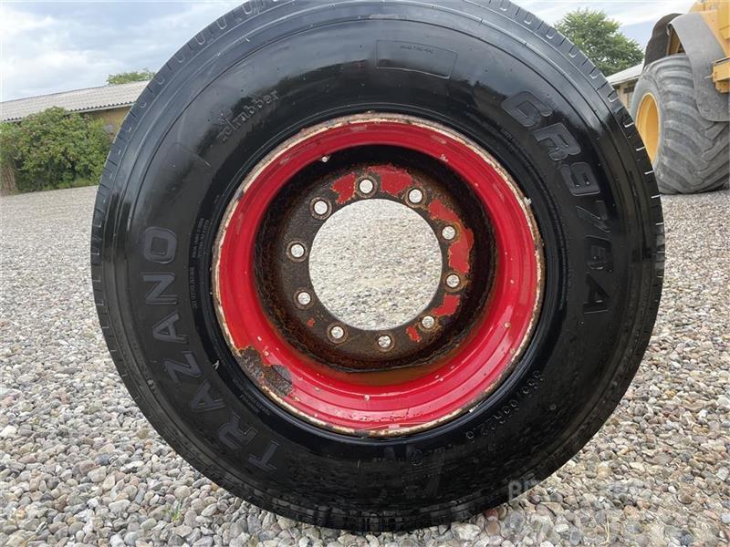  Rosava  385/65x22,5 Tyres, wheels and rims