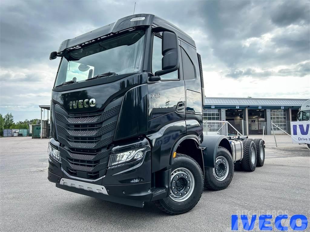 Iveco X-Way Chassis Cab trucks