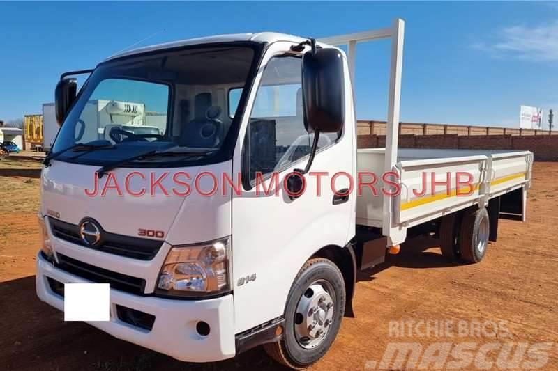 Hino 300, 915 WITH NEW 5.4 METRE DROPSIDE Other trucks