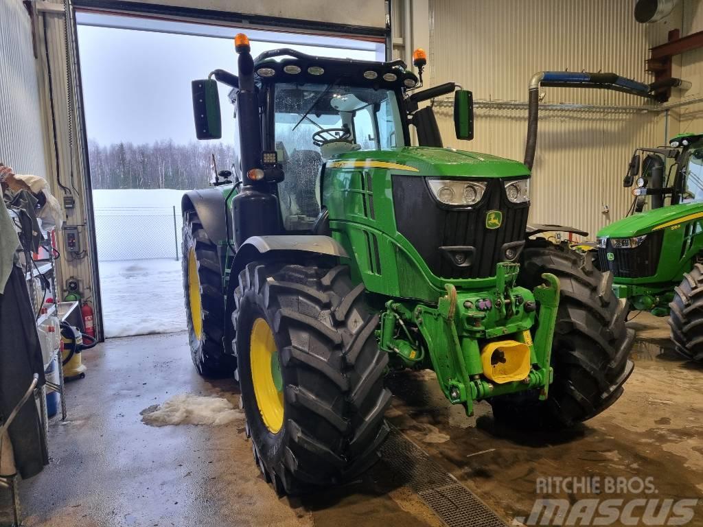 John Deere 6250 R Tractors