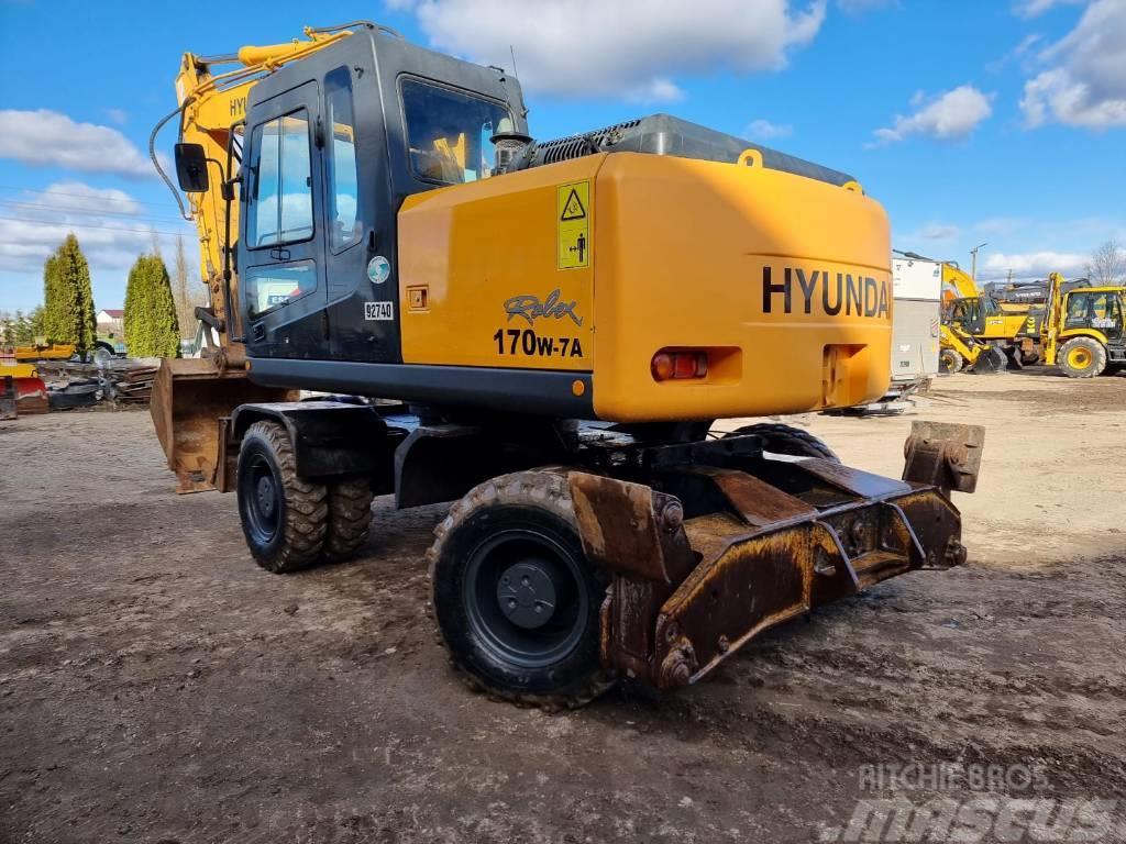 Hyundai Robex 170W-7A Wheeled excavators
