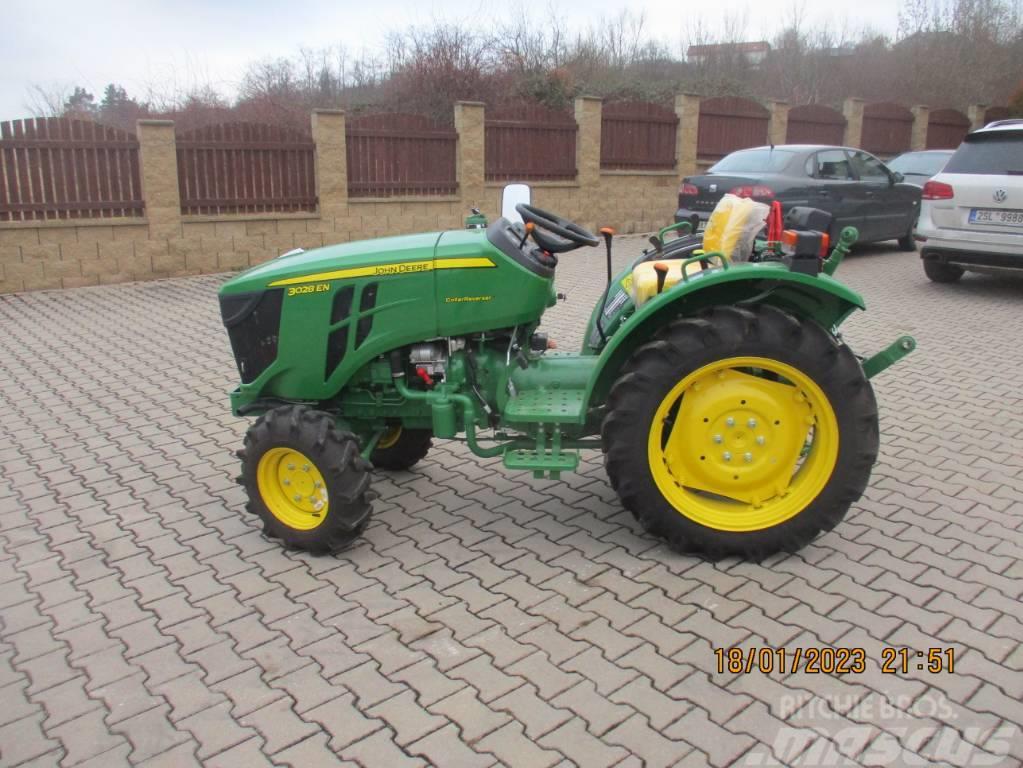 John Deere 3028 Tractors
