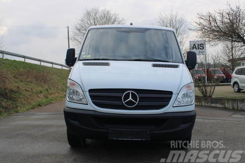 Mercedes-Benz Sprinter 310 Euro 5 ColdCar 3+3 Türen -33°C Temperature controlled trucks