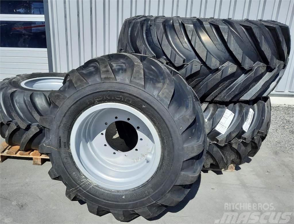 Nokian 710/70-34+710/45-26, Tyres, wheels and rims