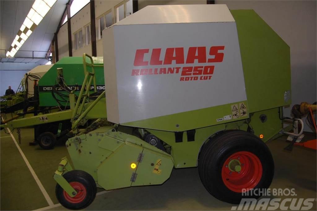 CLAAS Rollant 250 RC Round balers