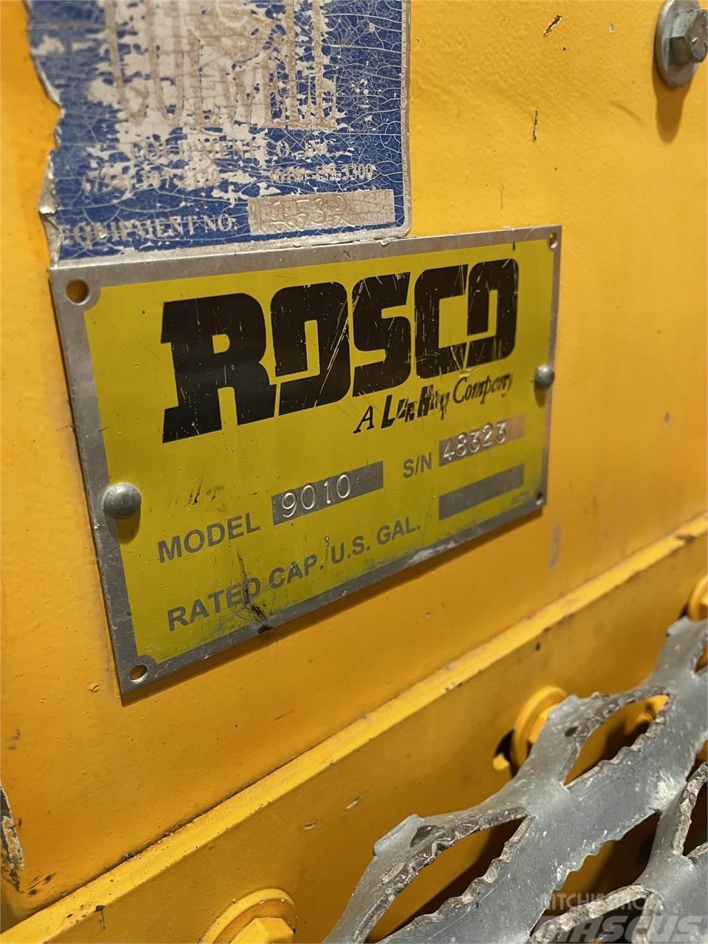 Rosco 9010 Material transport vehicles
