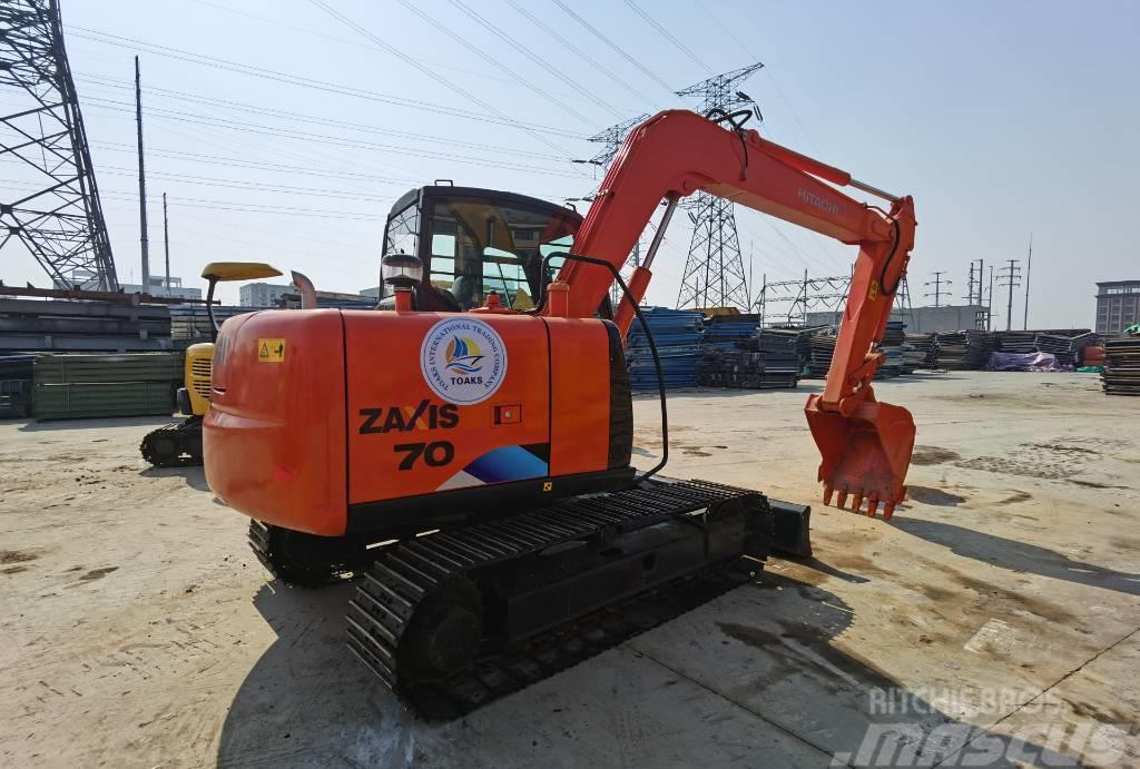 Hitachi ZX 70 Midi excavators  7t - 12t