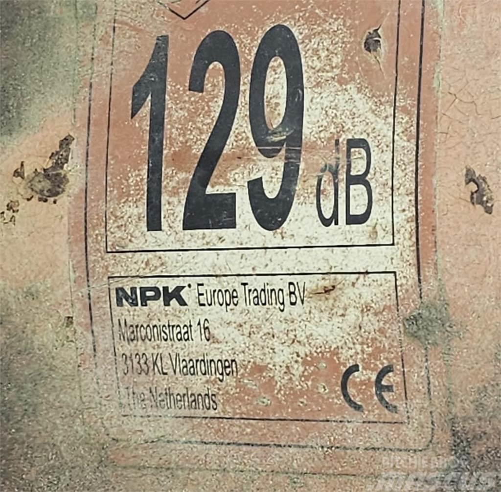 NPK E-210 C iskuvasara NTP10 kiinnikkeellä Hammers / Breakers