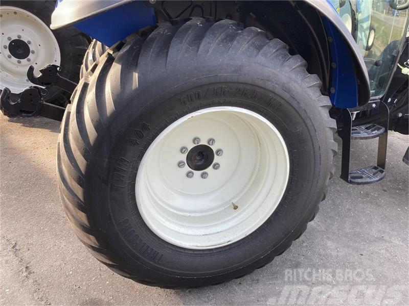 Trelleborg Twin 404 New Holland T4 serie Tyres, wheels and rims