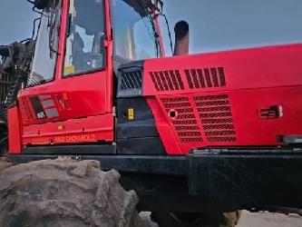 Komatsu 895