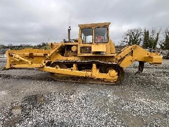 CAT D 7