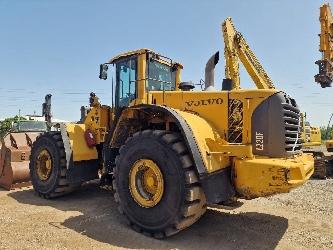 Volvo L 220 F