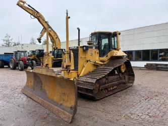 CAT D6M