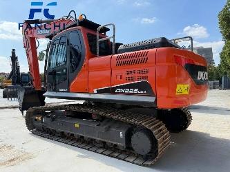 Doosan DX 225