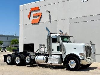 Peterbilt 388