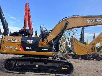 CAT 320 D