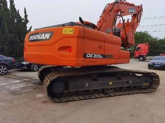Doosan dx225