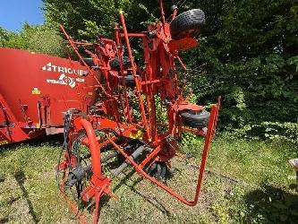 Kuhn GF8702
