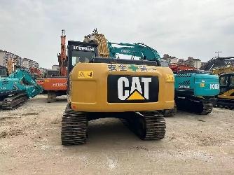 CAT 320 D
