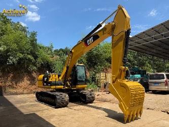 CAT 320D