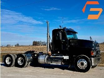 Mack Pinnacle