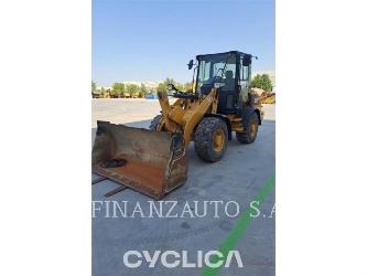 CAT 907M