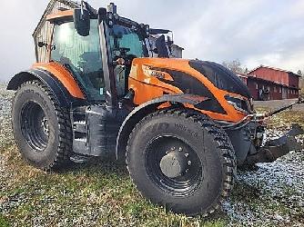 Valtra T255