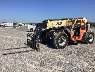 JLG 943