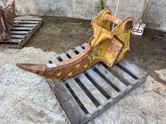 Komatsu 