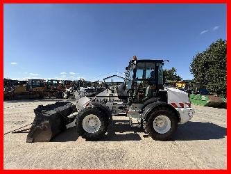 CAT 908 M