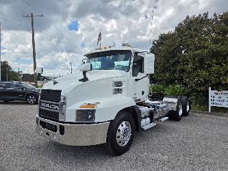 Mack AN64T