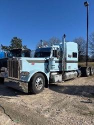Peterbilt 389