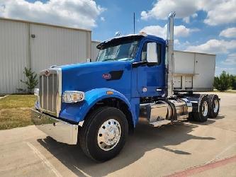 Peterbilt 567