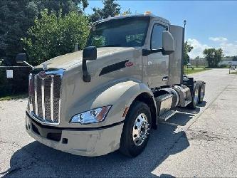 Peterbilt 579