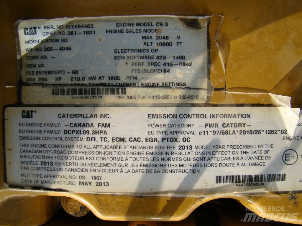 CAT 966 K Kolesni nakladalci