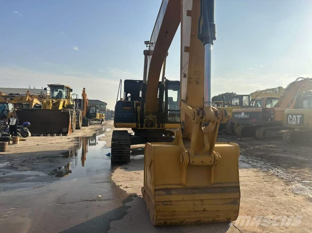 CAT 325 D Bagri goseničarji