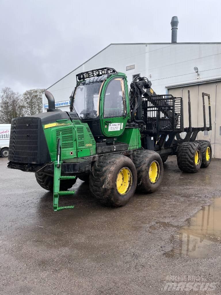 John Deere 1210 E Forwarderji