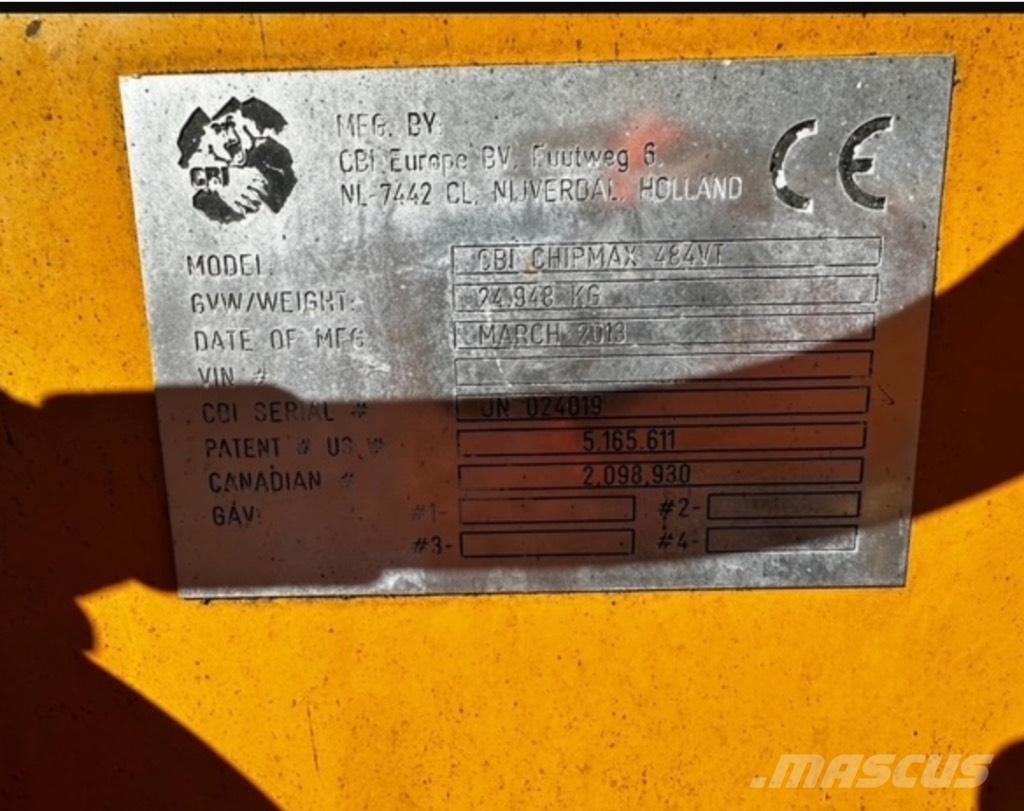 CBI Chipmax 484VT Drobilci lesa