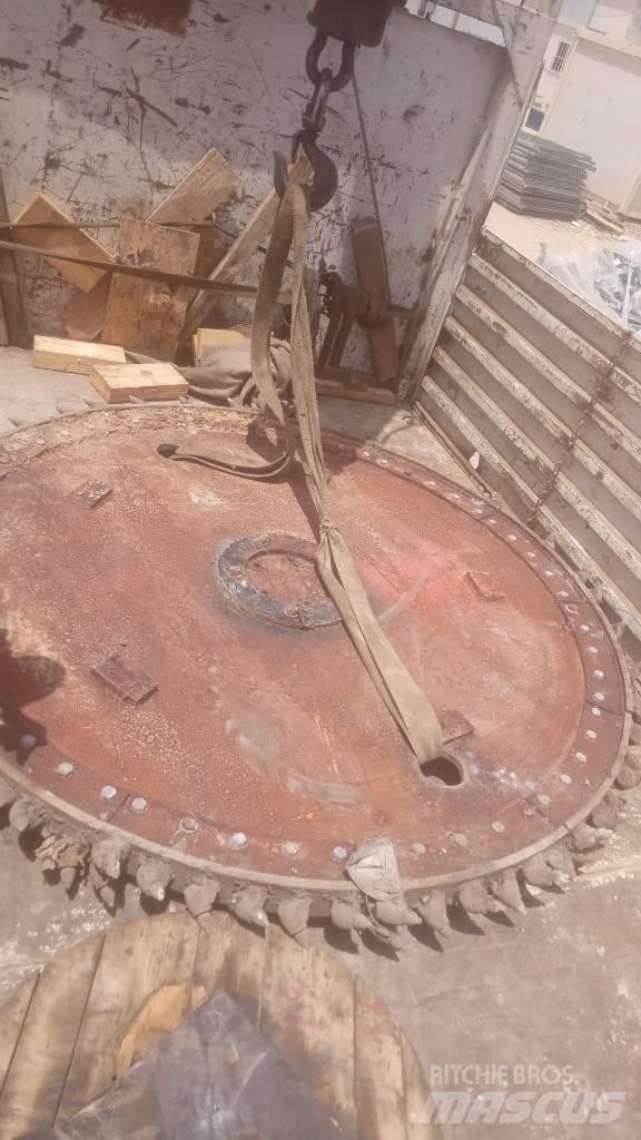 Ditch Witch RT115 Freze za kopanje jarkov Trenčerji
