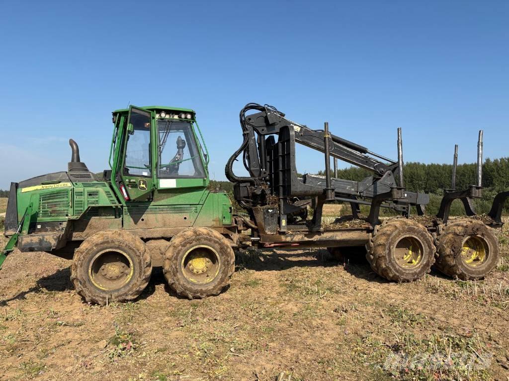 John Deere 1110G Forwarderji