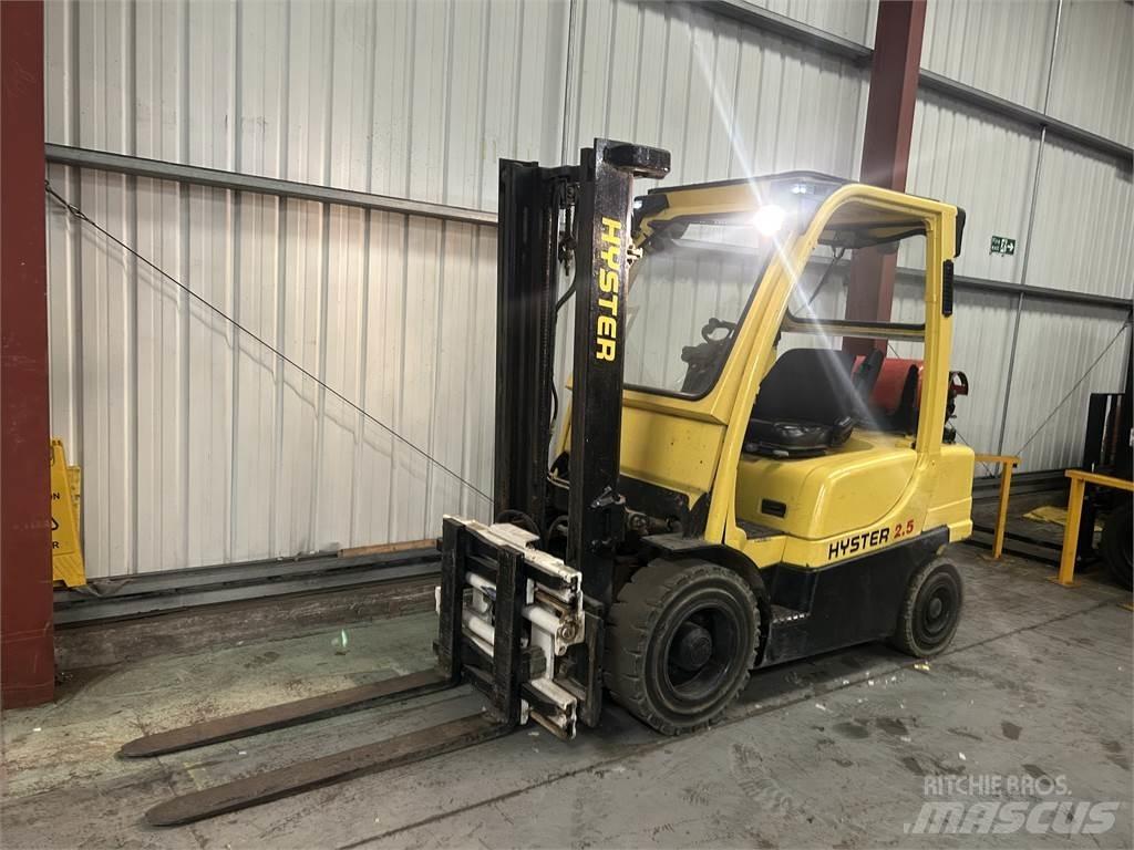 Hyster H2.5FT Plinski viličarji