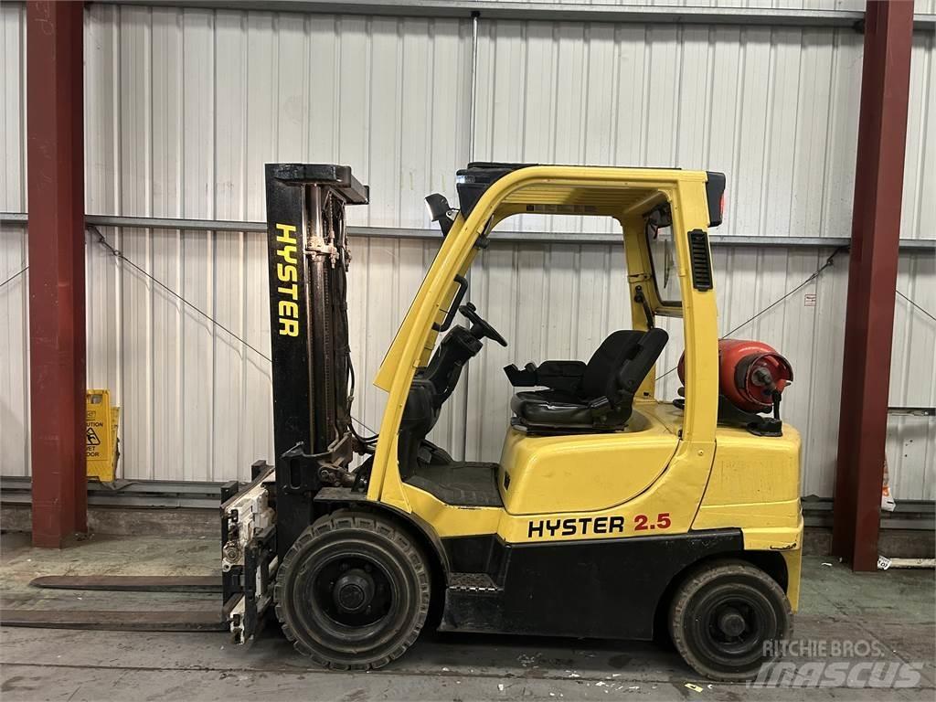 Hyster H2.5FT Plinski viličarji