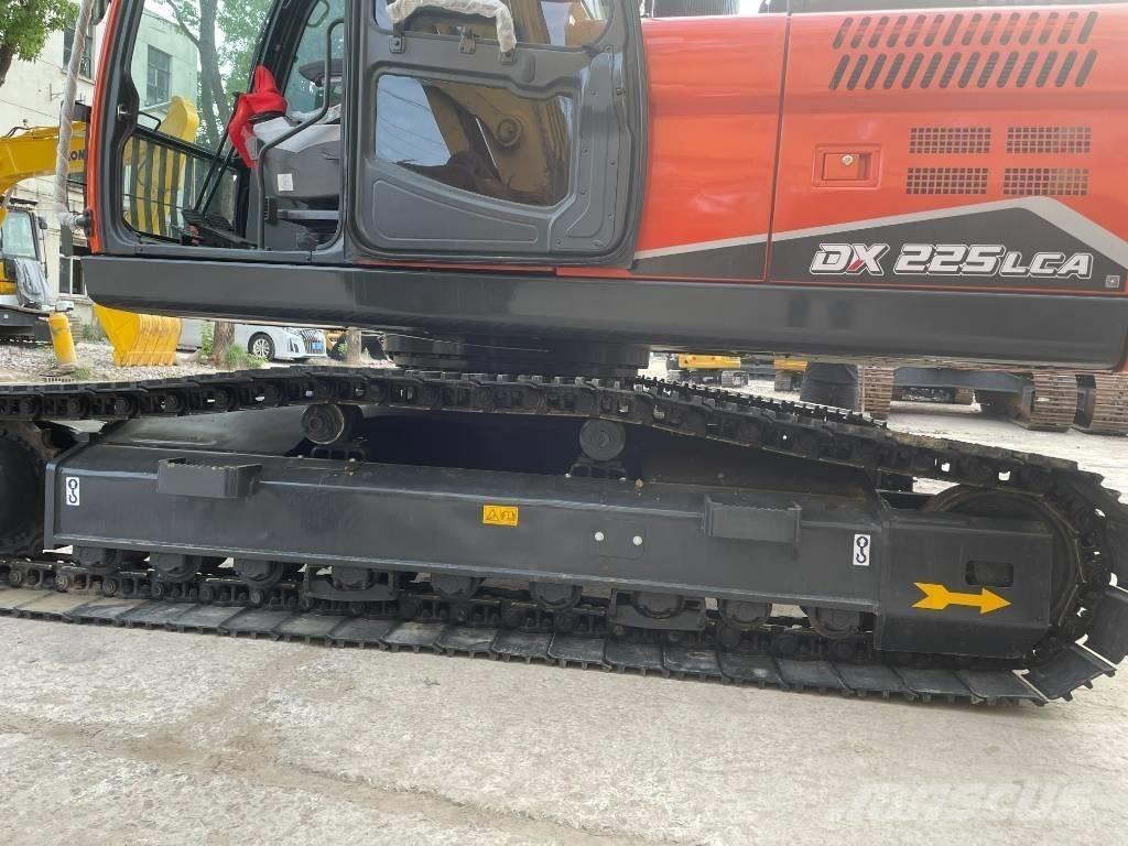 Doosan DX 225 Midi bagri 7t – 12t