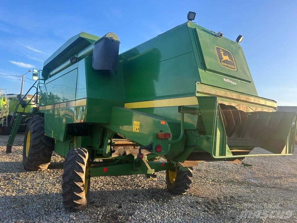 John Deere 2054 Kombajni
