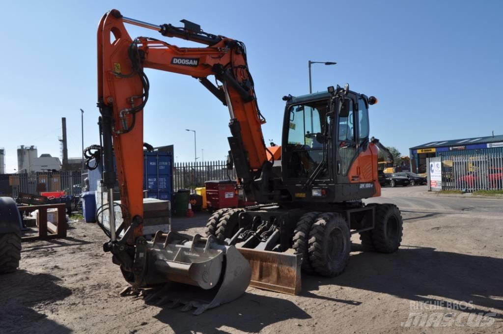 Doosan DX 100-7 Bagri na kolesih