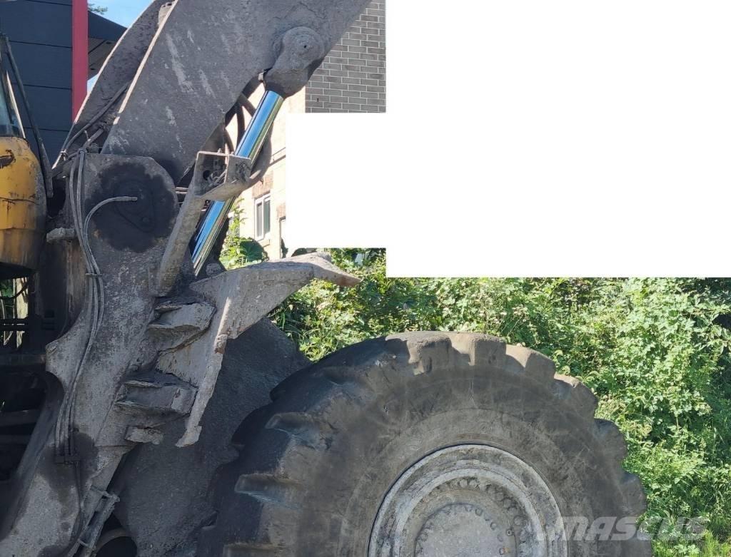 Volvo L 350 F Kolesni nakladalci