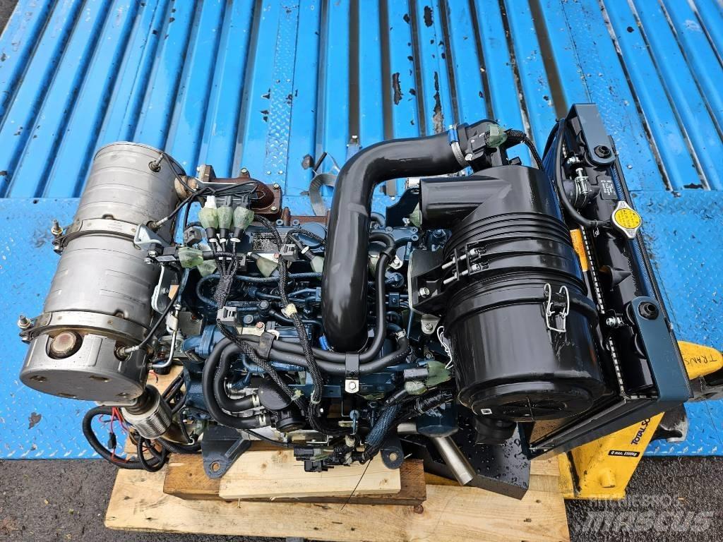 Kubota V 2403 Motorji