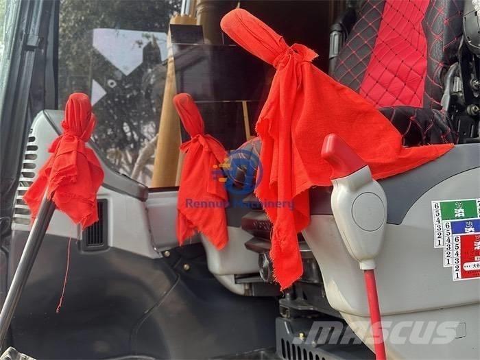 Komatsu PC 160 LC-7 Bagri goseničarji